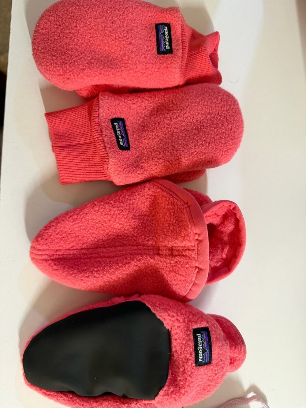 Patagonia Kids Coral Pink Fleece Mittens and Booties Set